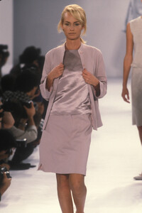 780361345_IsaacMizrahi1996WomenRTW66.thumb.jpg.337f4910ce085d9ec755144b1a0a5d5d.jpg
