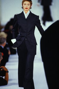 isaac-mizrahi-fw-93-1.thumb.jpg.8a7967e28a46b4350c41666b6429b4f6.jpg
