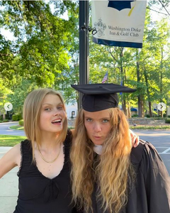 Screenshot 2022-06-11 at 09-40-52 Instagram.png