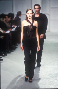 1217766174_HelmutLang1997WomenRTW91.thumb.jpg.963f4cb93587e7da9e7f9f6792ae500e.jpg