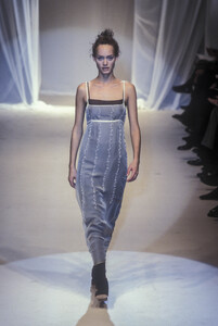 1218969748_AlbertaFerretti1997WomenRTW96.thumb.jpg.c19598b035a6b09e914f160c601f9071.jpg