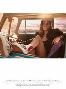 2022-06-18 Elle Italia-page-019.jpg