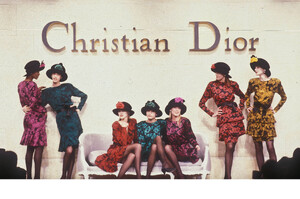 1318162760_ChristianDior1987WomenRTW61.thumb.jpg.d3ace36bf0c7b2b2df464cea70165ab7.jpg