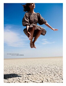 2022-06-16_Elle_Fr r-page-009.jpg