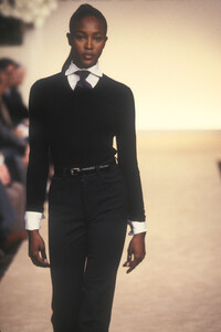 1917269479_RalphLaurenFall19969.thumb.jpg.438c68b120e8f6a2d78965ee874453f3.jpg