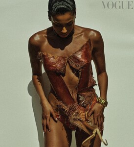 imaan-hammam-fotos-portada-vogue (3).jpg