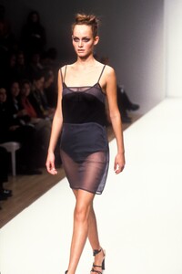 434612178_Prada1997WomenRTW80.thumb.jpg.b02fdf360d8564e0818ed0a8c29527de.jpg