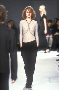 436626353_AnnDemeulemeester1997WomenRTW26.thumb.jpg.fc057fee90bbab010ee669ec8d9c458d.jpg
