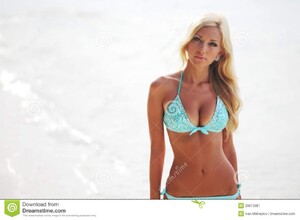 woman-bikini-sea-beach-29875987.jpg