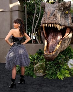 xochitl-gomez-at-jurassic-world-dominion-premiere-in-los-angeles-06-06-2022-2.jpg