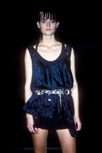 1502067619_Versace1994WomenRTW101.thumb.jpg.a641c77fe9b6c47c564f0f14c0cec9d2.jpg