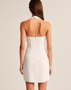156254223_HalterLinen-BlendMiniDressWhiteKIC_159-2163-3936-100_model4.thumb.jpg.89758fb849c3bf3e217bd3a3e331609d.jpg
