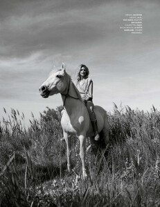 Elle_France_-_7_Juillet_2022 -6.jpg