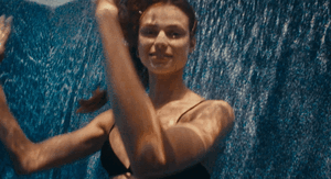 490387208_ezgif.com-gif-maker(17).gif