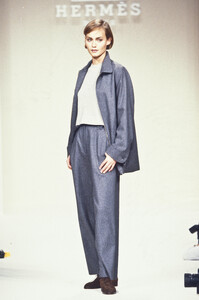 624390938_Hermes1994WomenRTW37.thumb.jpg.301bee036644126626555752054e600b.jpg