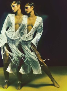 Vogue Italia N862 Luglio2022-page-009.jpg