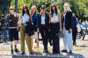 Saunders-Mona-Tougaard-Ida-Heiner-Nora-Attal-Malika-el-Maslouhi-Valeria-Buldini-Couture-FW22-StreetStyle3-MJJ_1134.thumb.gif.ad2a3cd88a7a2b0e76a344df77003fc2.gif