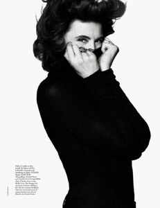 VogueParis2014-12(1)_0222.jpg