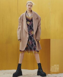 Vogue_US_-_Sep_2022g -page-003.jpg