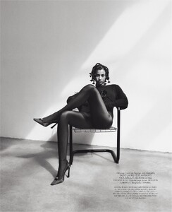 2022-09-01_Harper's_Bazaar -page-011.jpg