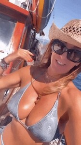 giphy (5) (1)-min-9.jpg