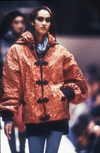 756139014_Fendi1992WomenRTW50.thumb.jpg.c71393d697d54772ea7337d8ed0fff87.jpg