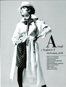 Babic_Moschino_Spring_Summer_1984_03.thumb.png.e9f57657001fa195703537eb6c2bae38.png