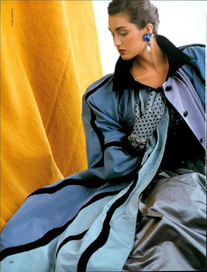 Horvath_Vogue_Italia_September_02_1984_05.thumb.png.3df44e4e3c19dc512d2ef49ac9638f4e.png