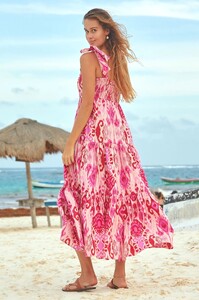 Tabitha-pink-4.jpg