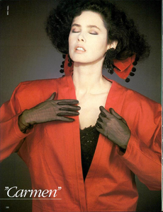Yavel_Vogue_Italia_May_1984_03.thumb.png.9033962122a4b710061de3967fa56f40.png