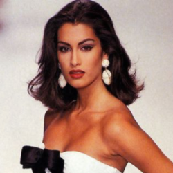 yasmeenhelenacarla's avatar