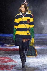 00006-tommy-now-fall-2022-ready.jpg