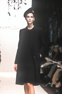 447655723_PierreBalmain1998HauteCouture3.thumb.jpg.e9391d69fc2ba16570ab7469f450d699.jpg