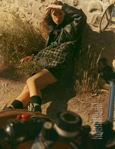 Elle_France_-_15_Septembre_2022 -page-015.jpg