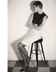 Androgyne_Luchford_Vogue_Paris_May_2015_12.thumb.png.794babb21dc9f19408539e72384ca55b.png