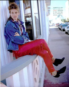 Demarchelier_Vogue_Italia_January_1990_02.thumb.png.a5ab558fa7e4ef3e466a1fab21c7cfc3.png