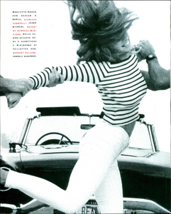 Demarchelier_Vogue_Italia_January_1990_05.thumb.png.4ea835fa5cb502f158832ef39155ed47.png