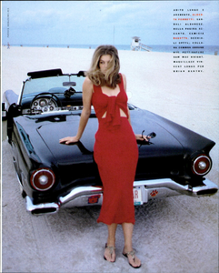 Demarchelier_Vogue_Italia_January_1990_12.thumb.png.b7c54cceb3e0749a9e0baf73042552ad.png