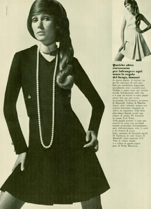 Firenze_Bailey_Vogue_Italia_July_August_1969_07.thumb.png.46ac8e72336006c2eaa753164468ab5e.png