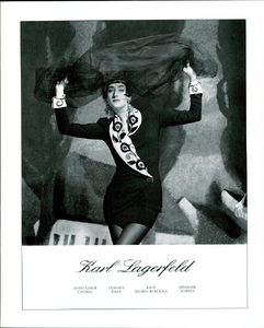 Karl_Lagerfeld_Spring_Summer_1990_04.thumb.png.37d1eb99760437ec94ca0c6267bc0e52.png