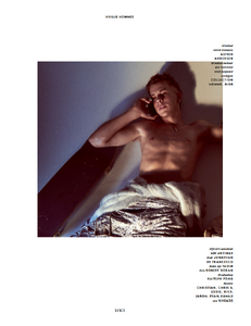 Luchford_Vogue_Hommes_Fall_Winter_2021_22_18.thumb.png.1586c182ad110ff66fdbe8821262e2dc.png
