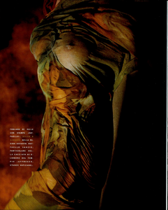Pittorico_Watson_Vogue_Italia_January_1990_01.thumb.png.f7df6c87a8086a69d7aaf85741c819f0.png