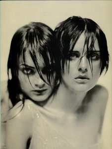 Roversi_Vogue_Italia_July_1996_04.thumb.png.4e45b80621e5fc1cc87eefbcd6ba3140.png