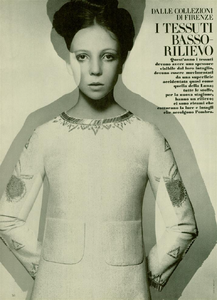 Tessuti_Bailey_Vogue_Italia_July_August_1969_01.thumb.png.86fecc36096152640004e6016a707f7b.png