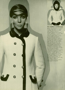 Tessuti_Bailey_Vogue_Italia_July_August_1969_03.thumb.png.4fc76c8f14191e42d4fae850bb444a0a.png
