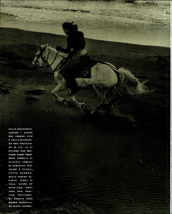 Thomas_Vogue_Italia_January_1990_07.thumb.png.de1a67abfcd00550377cc17ff8c1ad85.png