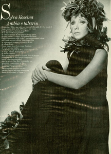 Turillazzi_Vogue_Italia_February_1971_06.thumb.png.f7093ae65f7b22c82e87573480f0b47f.png