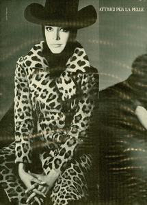 Turillazzi_Vogue_Italia_February_1971_11.thumb.png.7d484f0752f612f3089d83d54190fdf8.png