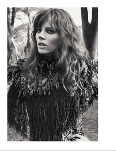Vogue_Paris_-_Avril_2014-230.thumb.png.79b1316604ddd90bc84935abc423b4a8.png