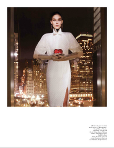 Vogue_Paris_Fevrier_2013-224.thumb.png.651ed31454f3f845af70d456598ae236.png